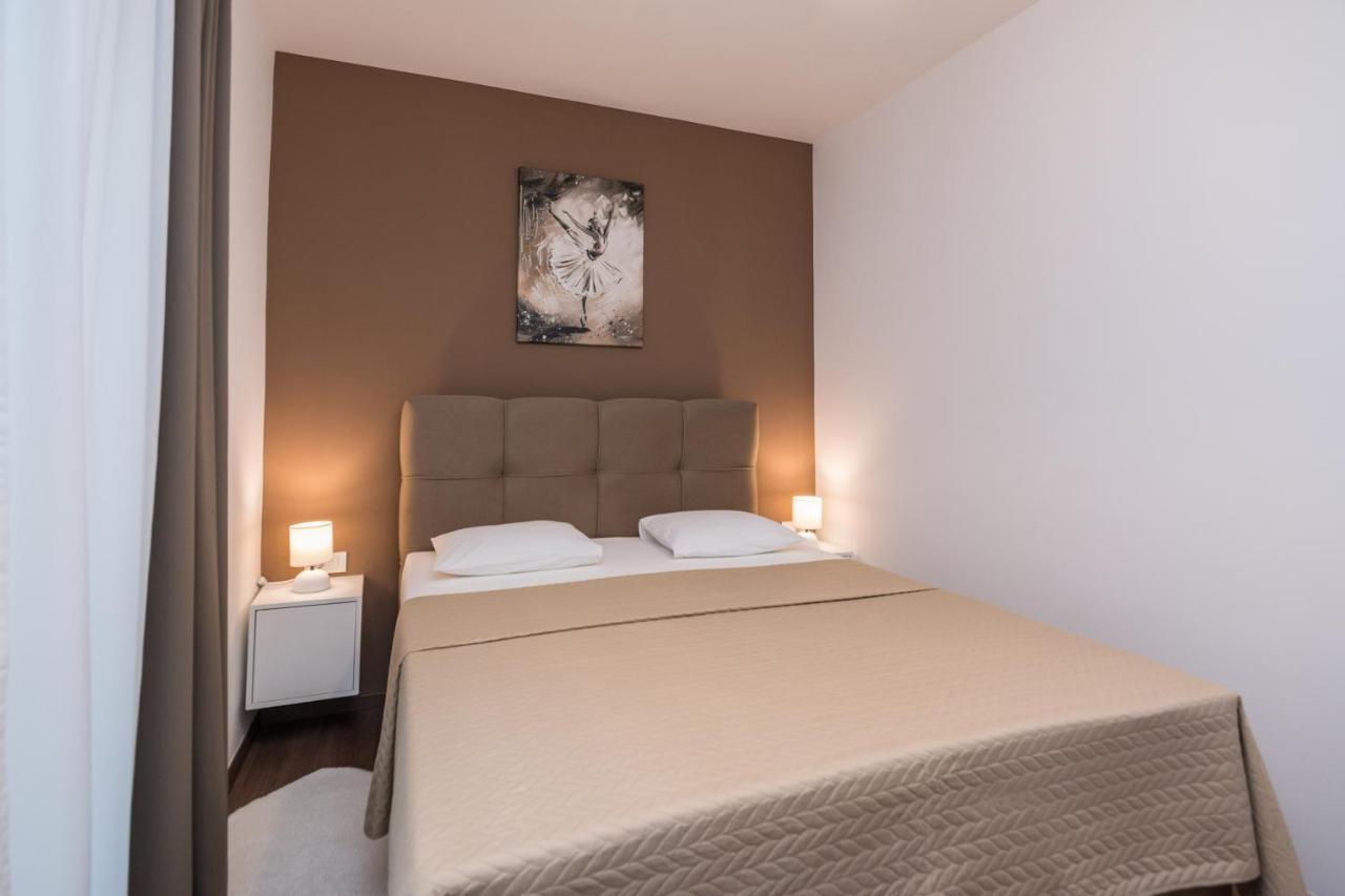Apartments Star - Free Private Parking 扎达尔 外观 照片