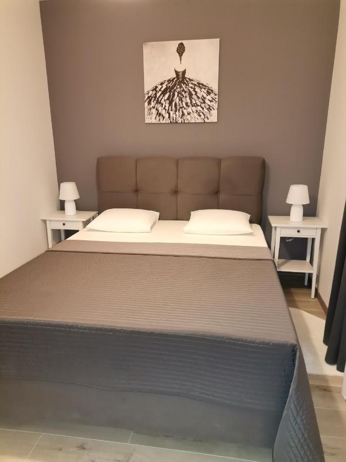 Apartments Star - Free Private Parking 扎达尔 外观 照片